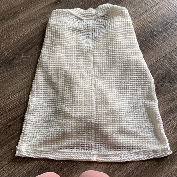 Brand new white top - Picture 5 of 5